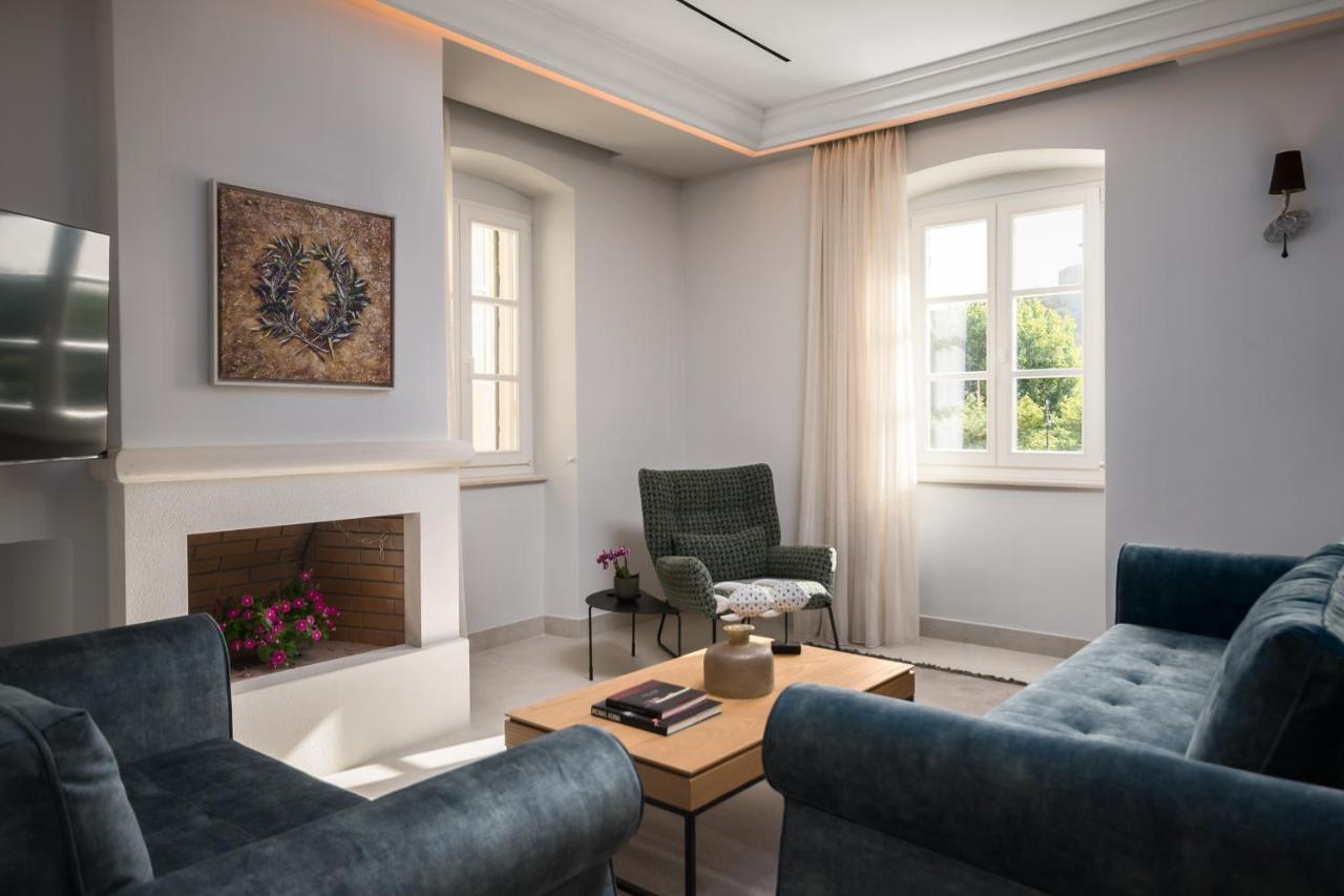 New York Luxury Suites Corfu  Eksteriør billede